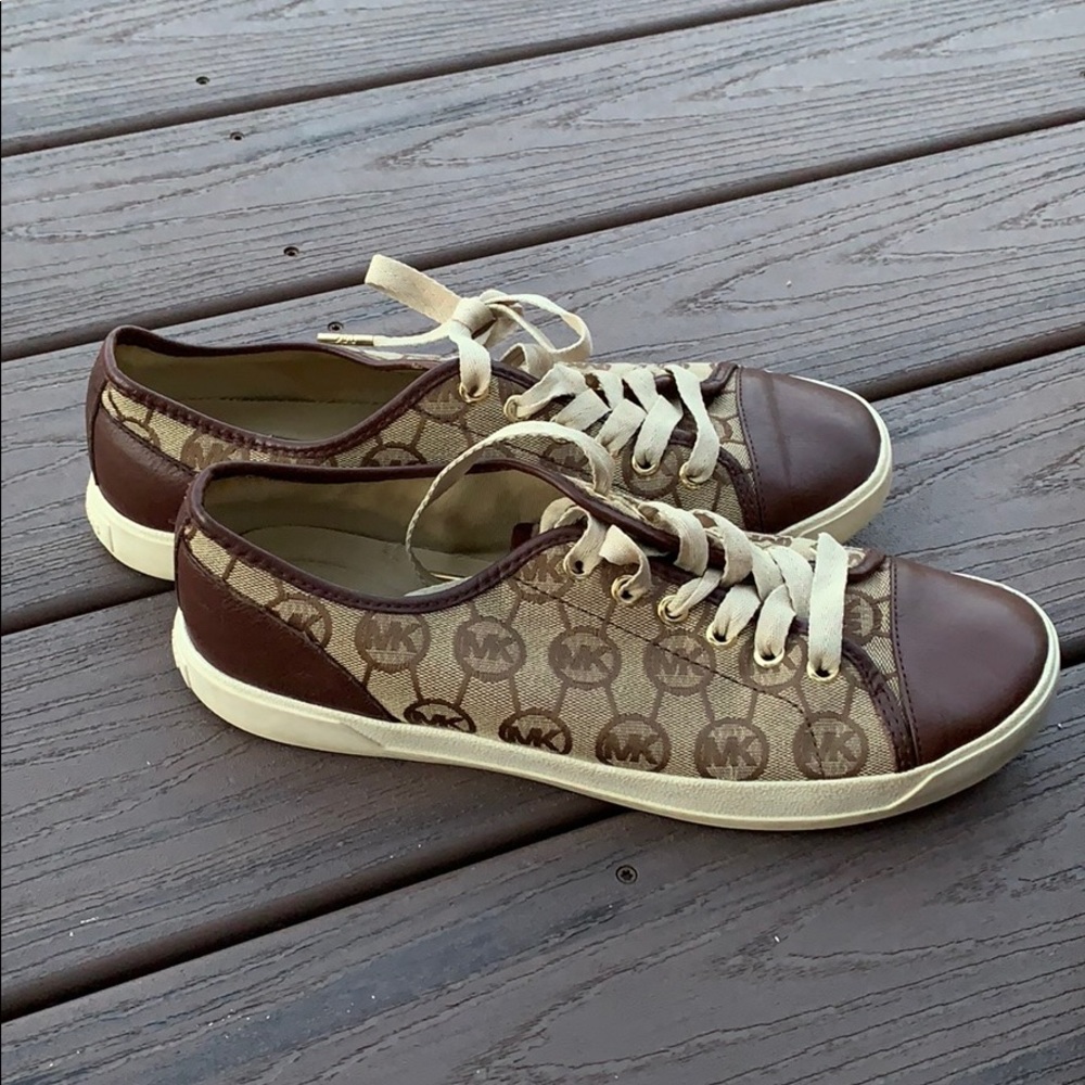 Michael Kors Sneakers size 10